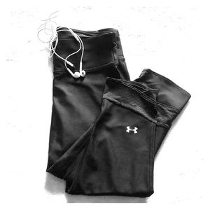 💥PRICE DROP!!!! UnderAmour Crop Leggings